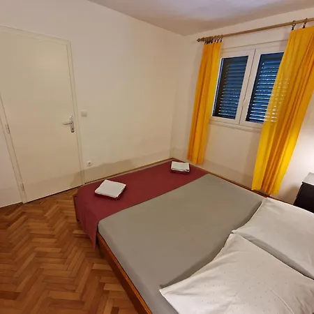Apartments By The Sea Mimice - Omis - 2972 Apartman *